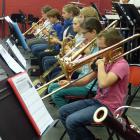Des musiciens avec des trombones