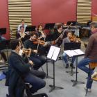 Les musiciens en répétition